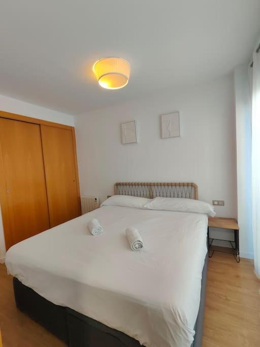 Large Terrace Luxury Apartment ซานต์อาเตรียเดเบซอซ ภายนอก รูปภาพ