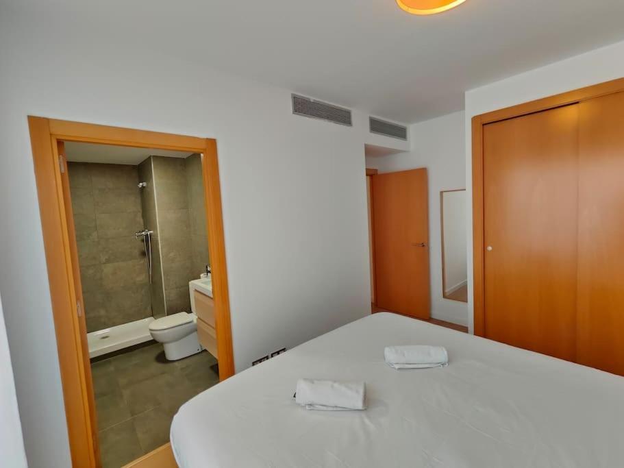 Large Terrace Luxury Apartment ซานต์อาเตรียเดเบซอซ ภายนอก รูปภาพ