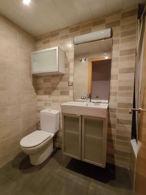 Large Terrace Luxury Apartment ซานต์อาเตรียเดเบซอซ ภายนอก รูปภาพ