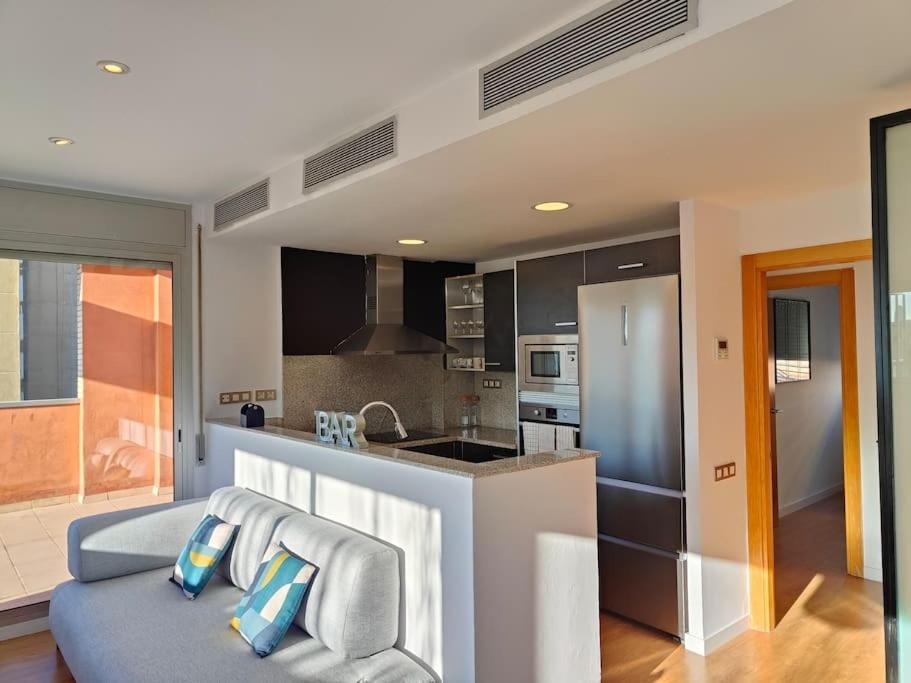 Large Terrace Luxury Apartment ซานต์อาเตรียเดเบซอซ ภายนอก รูปภาพ